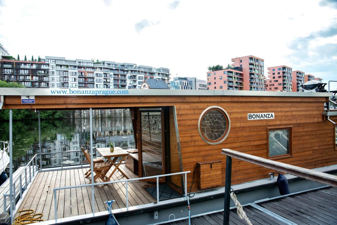 Houseboat Bonanza Prague Hotel Kültér fotó